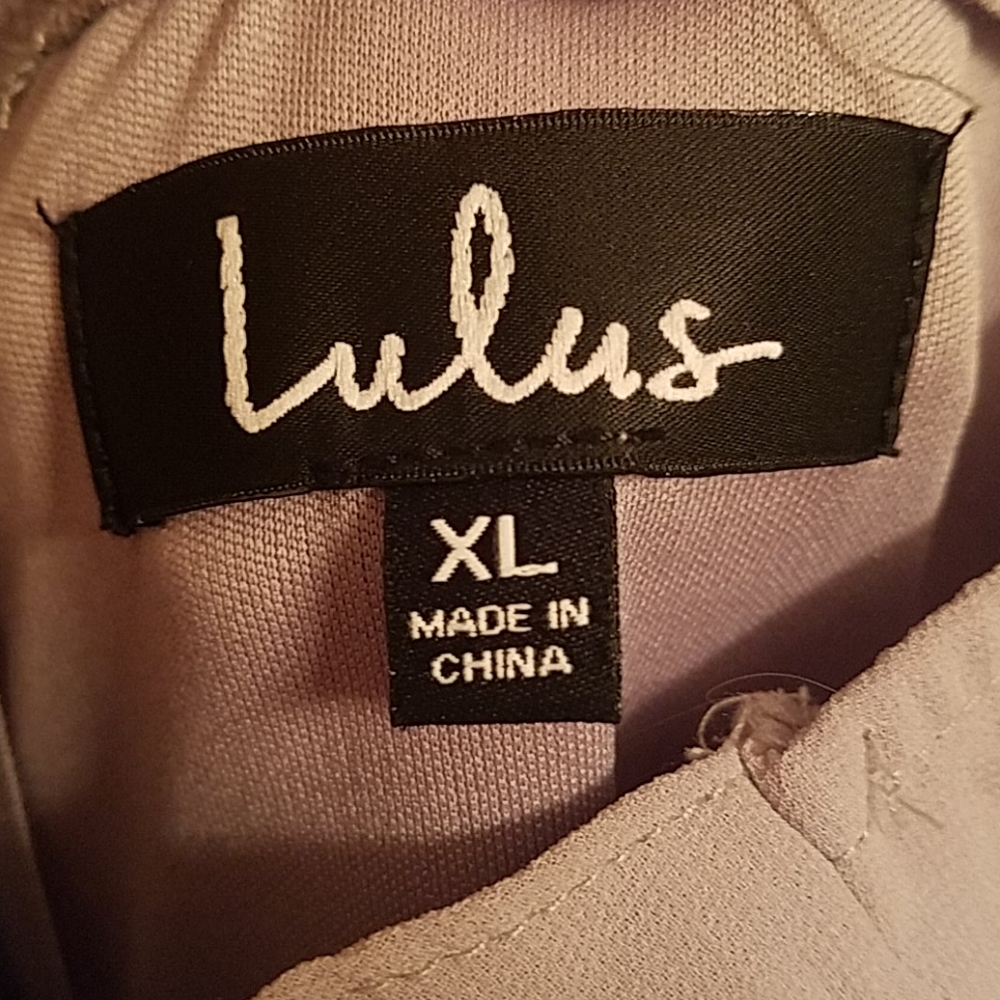 NWOT Lulu's light gray dress - Picture 2 of 2